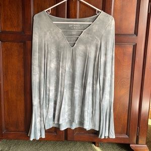 American Eagle Outfitters long sleeve top